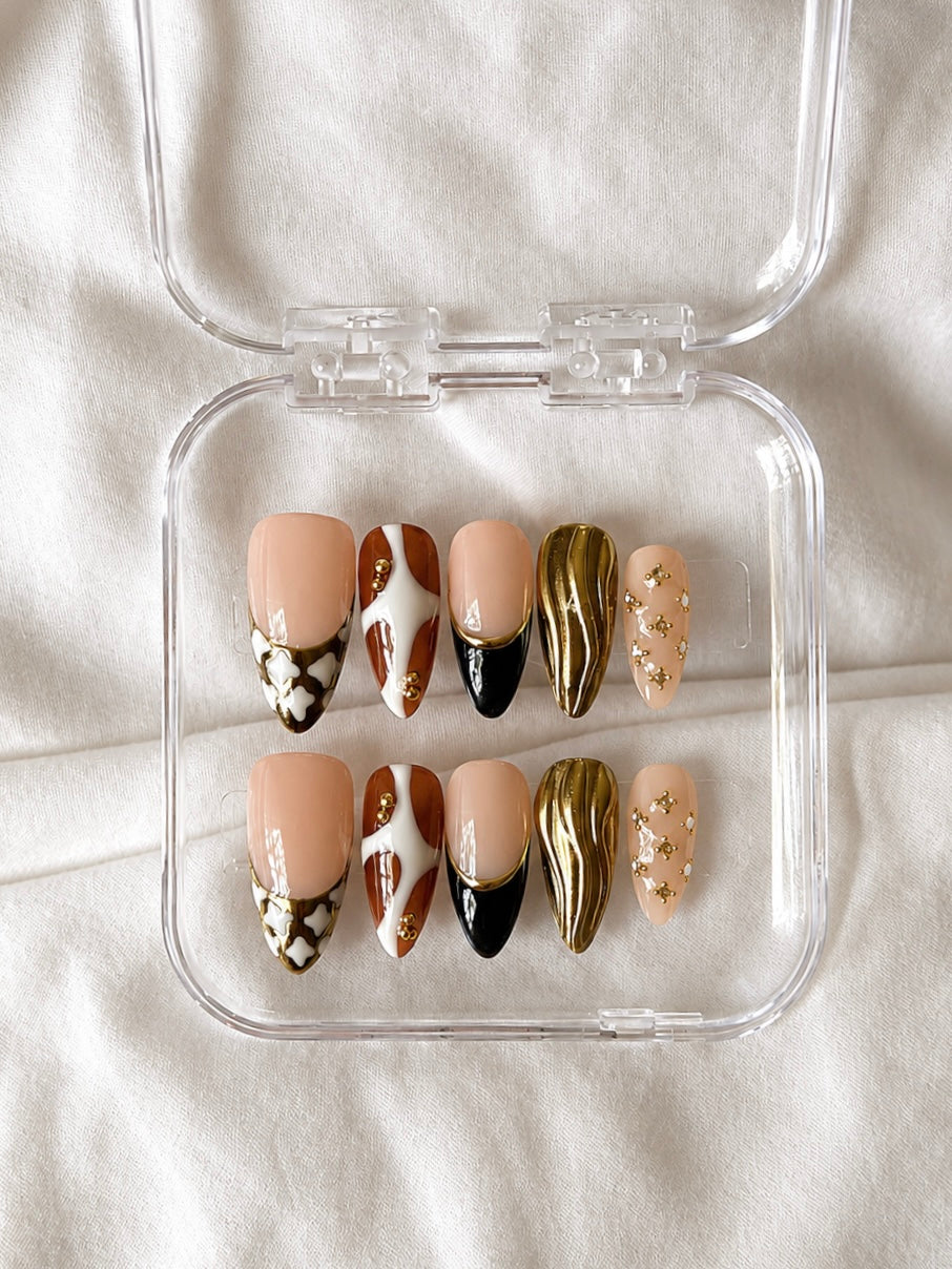 SHES THAT GIRL Ultimate Collection